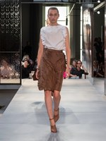 バーバリー 19春夏ウィメンズコレクション - 英国の折衷主義を讃えて、リカルド・ティッシ初シーズン｜写真39