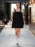 バーバリー 19春夏ウィメンズコレクション - 英国の折衷主義を讃えて、リカルド・ティッシ初シーズン｜写真68