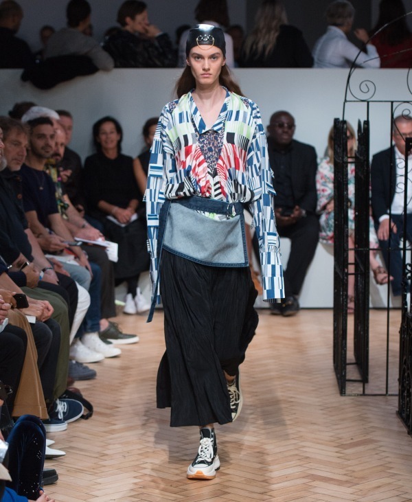 JW アンダーソン(JW Anderson) 2019年春夏ウィメンズコレクション  - 写真28