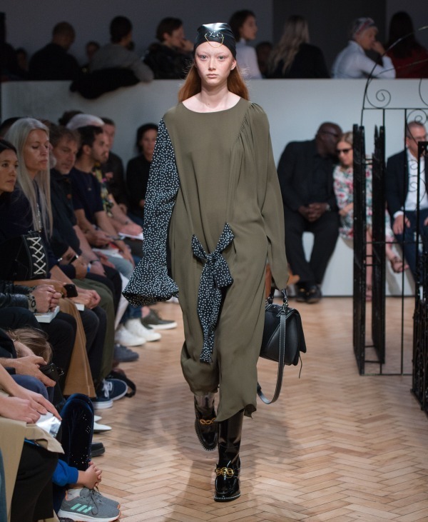 JW アンダーソン(JW Anderson) 2019年春夏ウィメンズコレクション  - 写真29
