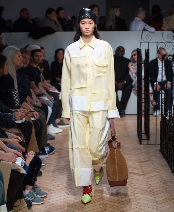 ジェイ ダブリュー アンダーソン(JW Anderson) 2019年春夏ウィメンズコレクション  - 写真48