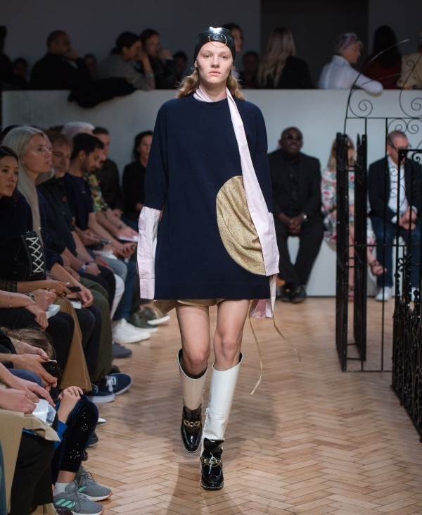 ジェイ ダブリュー アンダーソン(JW Anderson) 2019年春夏ウィメンズコレクション  - 写真49