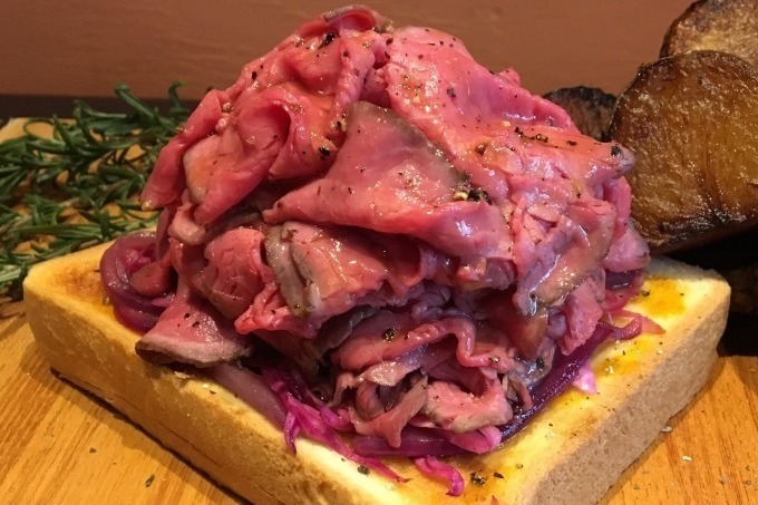 どんぶり｜「肉フェス 2018 秋」“肉×スポーツ”の東京&“肉×炭水化物”の埼玉、連続開催が決定