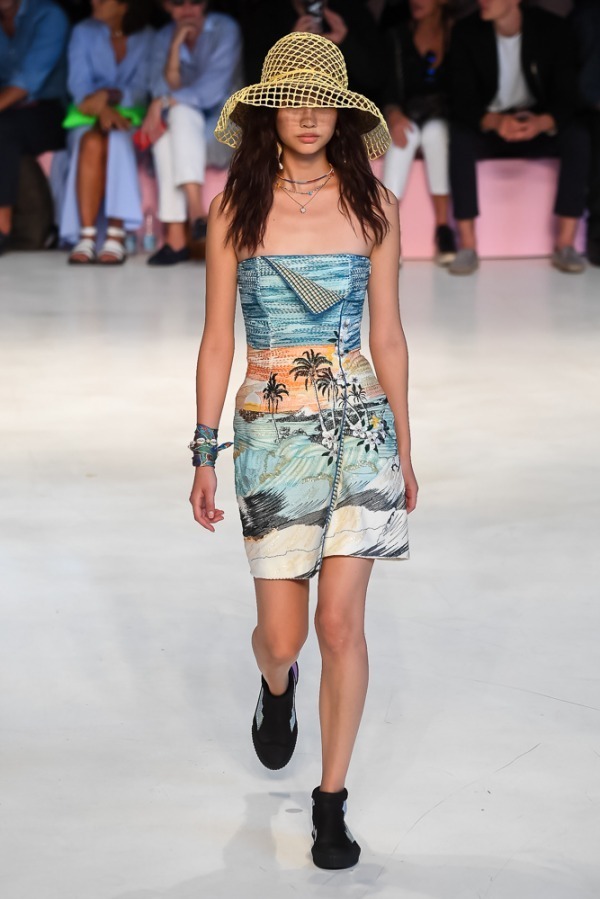 エトロ 2019年春夏｜ チューブトップ