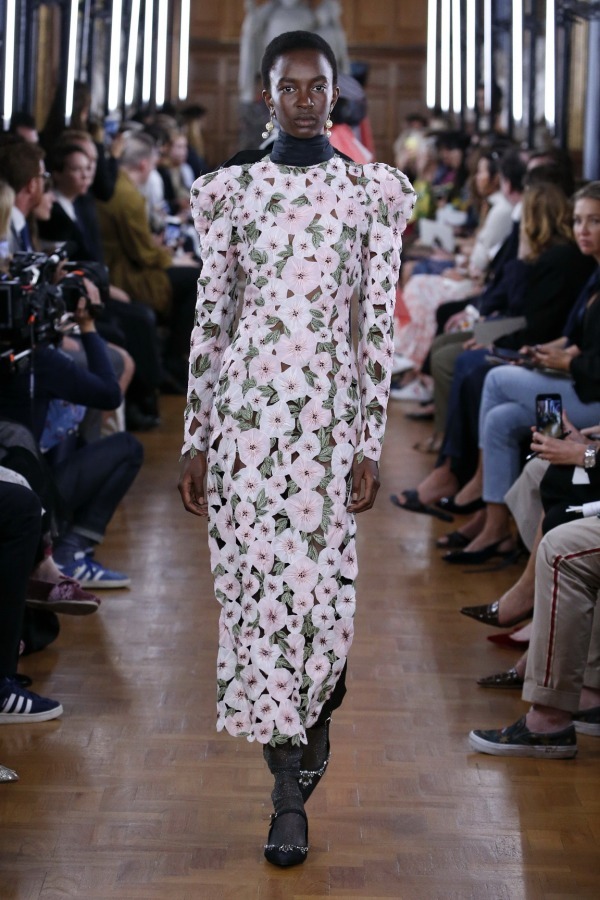 アーデム(ERDEM) 2019年春夏ウィメンズコレクション  - 写真32