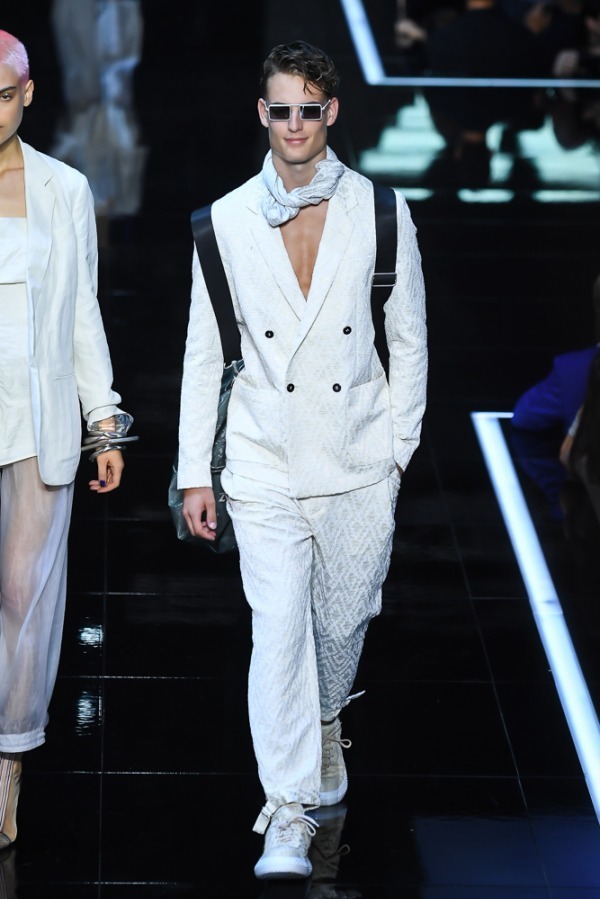 エンポリオ アルマーニ(EMPORIO ARMANI) 2019年春夏メンズコレクション  - 写真52