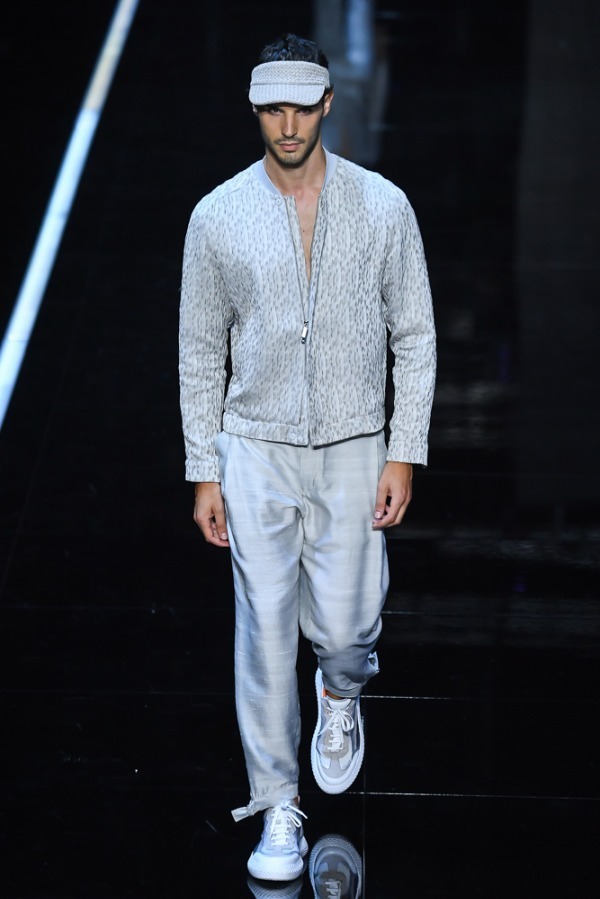 エンポリオ アルマーニ(EMPORIO ARMANI) 2019年春夏メンズコレクション  - 写真57