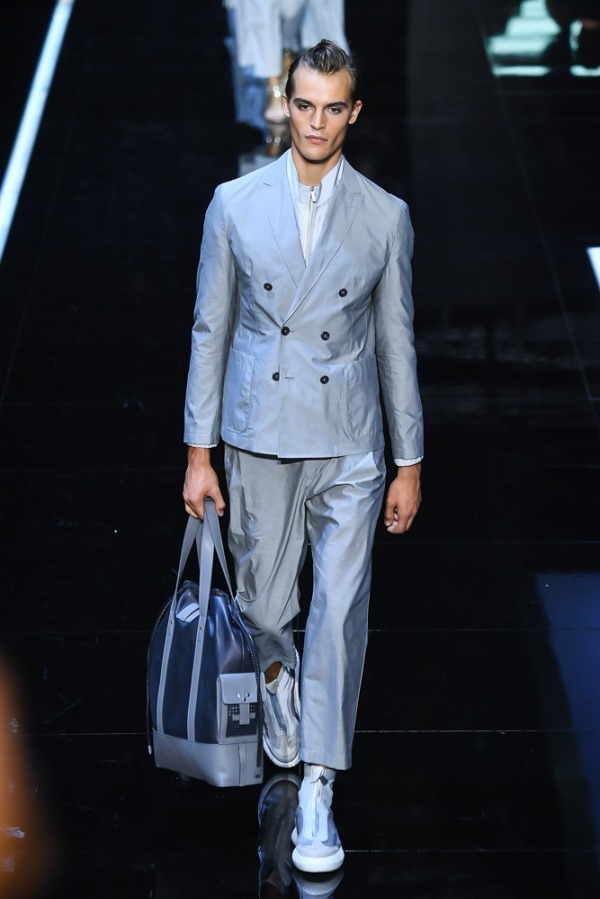 エンポリオ アルマーニ(EMPORIO ARMANI) 2019年春夏メンズコレクション  - 写真59