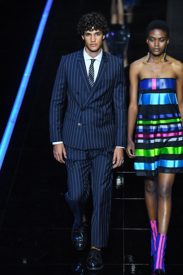 エンポリオ アルマーニ(EMPORIO ARMANI) 2019年春夏メンズコレクション  - 写真95