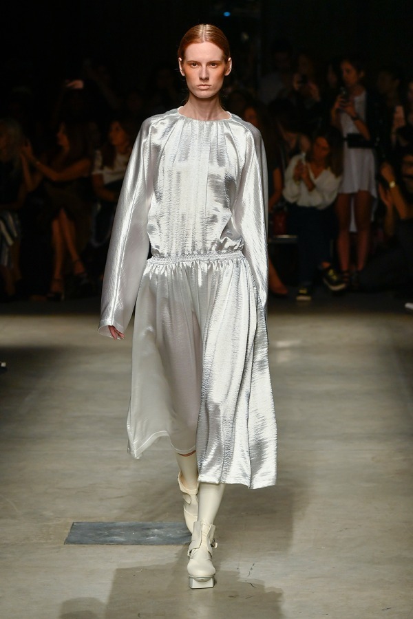 アルベルト ザンベルリ 2019年春夏<span>コレクション</span> - 写真4