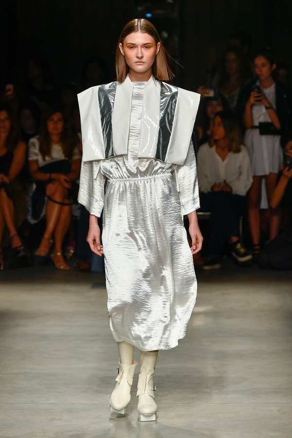 アルベルト ザンベルリ 2019年春夏<span>コレクション</span> - 写真16