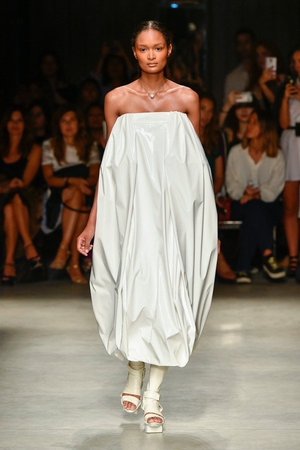 アルベルト ザンベルリ 2019年春夏<span>コレクション</span> - 写真18