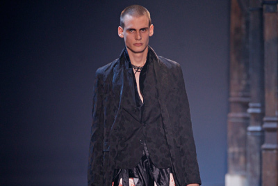 アン ドゥムルメステール(ANN DEMEULEMEESTER) コレクション 