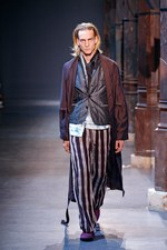 アン ドゥムルメステール 2013年春夏メンズコレクション - 色彩と質感で生み出すコントラスト｜写真27