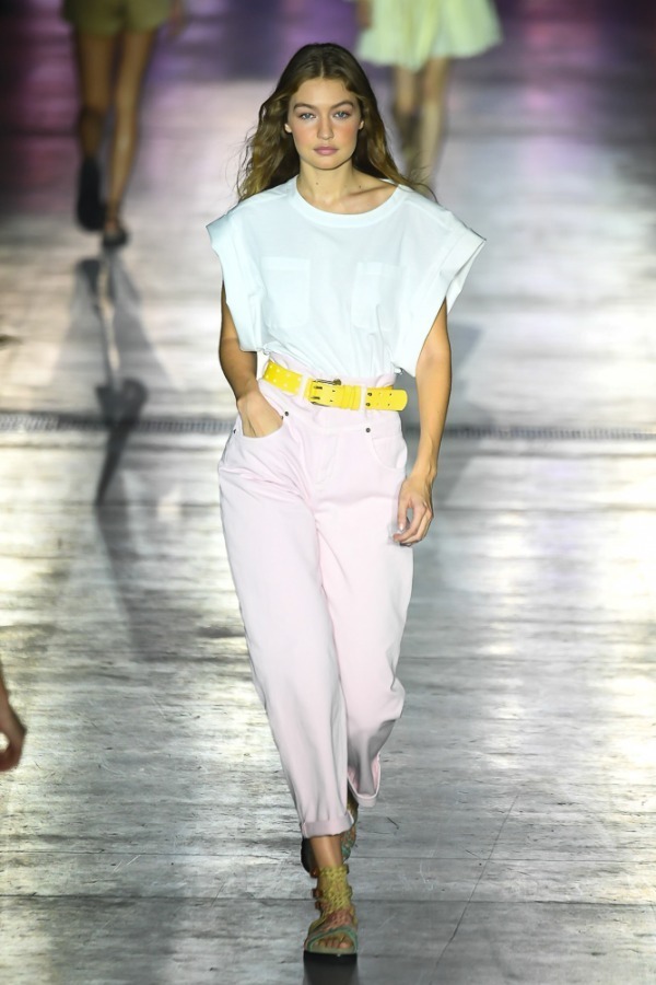 アルベルタ フェレッティ 2019年春夏<span>コレクション</span> - 写真18