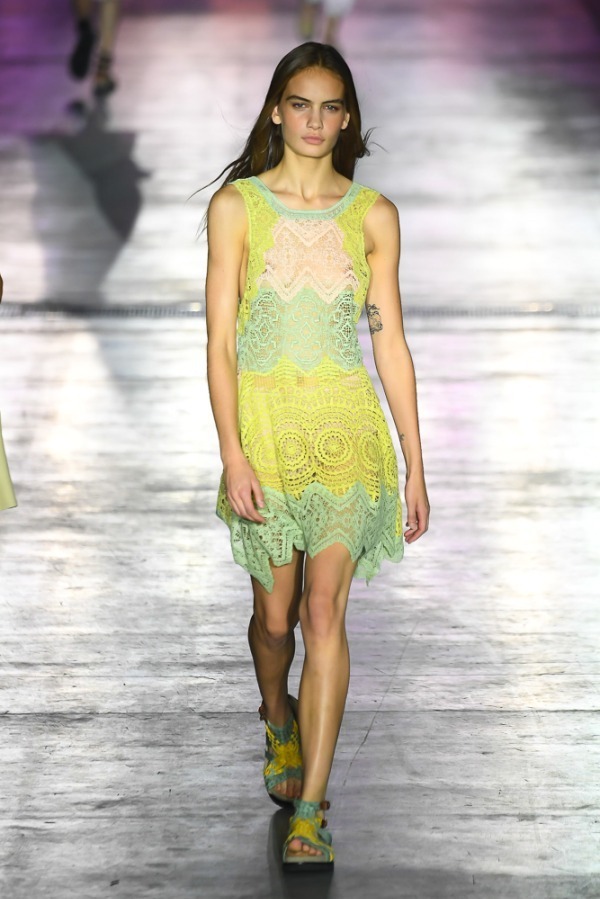 アルベルタ フェレッティ(ALBERTA FERRETTI) 2019年春夏ウィメンズコレクション  - 写真27