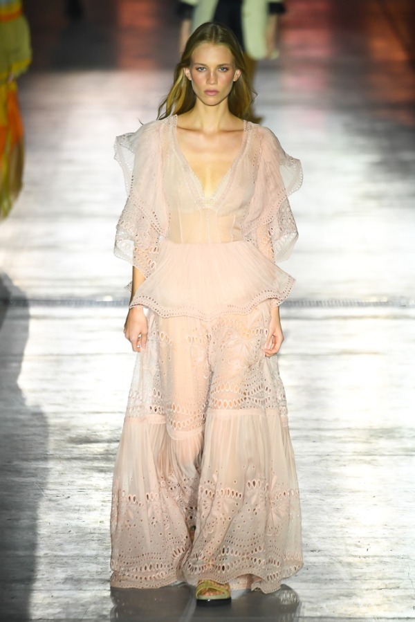 アルベルタ フェレッティ(ALBERTA FERRETTI) 2019年春夏ウィメンズコレクション  - 写真46