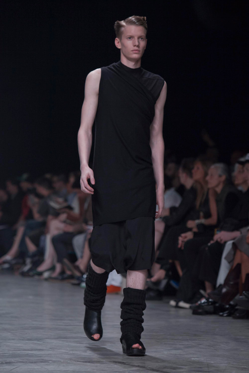 リック・オウエンス(Rick Owens) 2013年春夏メンズコレクション  - 写真4