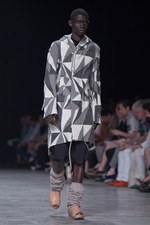 リック・オウエンス 2013年春夏コレクション - 男性の持つ、信念と芯の強さをデザインに｜写真41