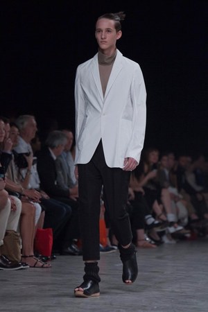 リック・オウエンス 2013年春夏コレクション - 男性の持つ、信念と芯の強さをデザインに｜写真11