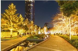 東京ミッドタウンのクリスマスイルミネーション、しゃぼん玉＆ミストで幻想的な宇宙を表現｜写真5