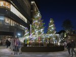 東京ミッドタウン日比谷の初イルミネーション、宇宙を表現したクリスマスツリー＆季節で変わるライトアップ｜写真19