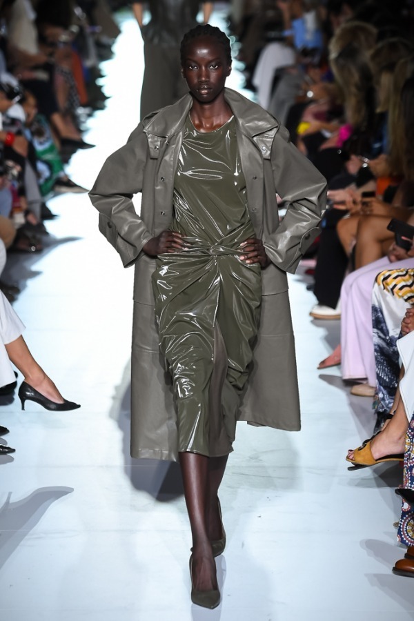 マックスマーラ(Max Mara) 2019年春夏ウィメンズコレクション  - 写真19