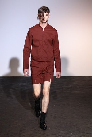 ラフ シモンズ 2013年春夏メンズコレクション - 中性的な魅力にあふれた、少年たちの儚い美｜写真26