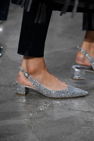 マンサー ガブリエル(MANSUR GAVRIEL) 2018-19年秋冬ウィメンズコレクション  - 写真56