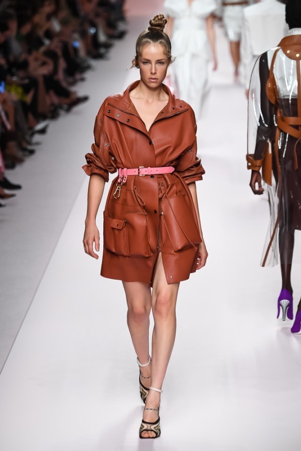 フェンディ(FENDI) 2019年春夏ウィメンズコレクション  - 写真6