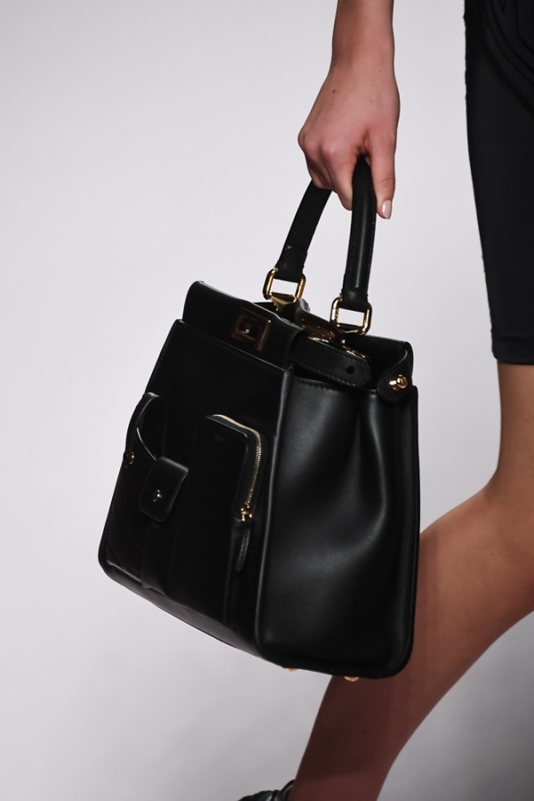 フェンディ(FENDI) 2019年春夏ウィメンズコレクション  - 写真19