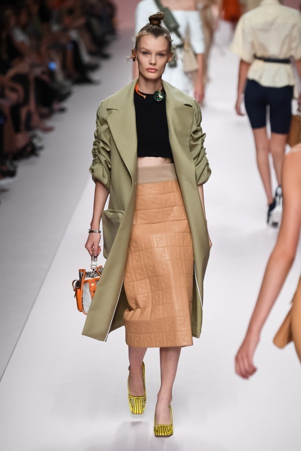 フェンディ(FENDI) 2019年春夏ウィメンズコレクション  - 写真45