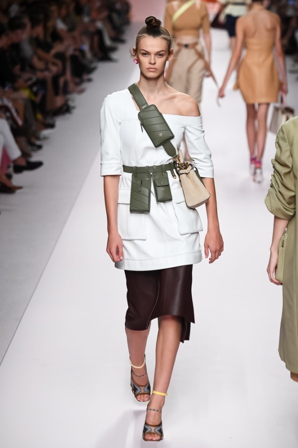 フェンディ(FENDI) 2019年春夏ウィメンズコレクション  - 写真47