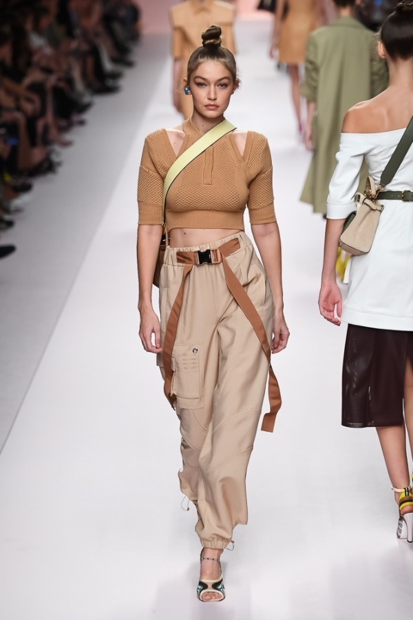 フェンディ(FENDI) 2019年春夏ウィメンズコレクション  - 写真48