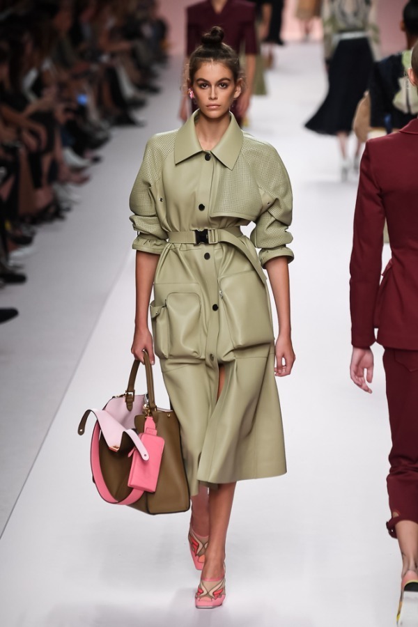 フェンディ(FENDI) 2019年春夏ウィメンズコレクション  - 写真60