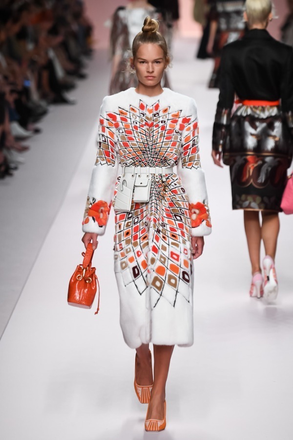 フェンディ(FENDI) 2019年春夏ウィメンズコレクション  - 写真73