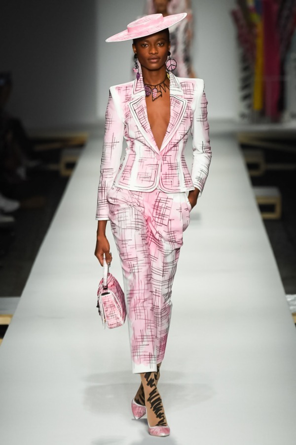 モスキーノ 2019年春夏<span>コレクション</span> - 写真12
