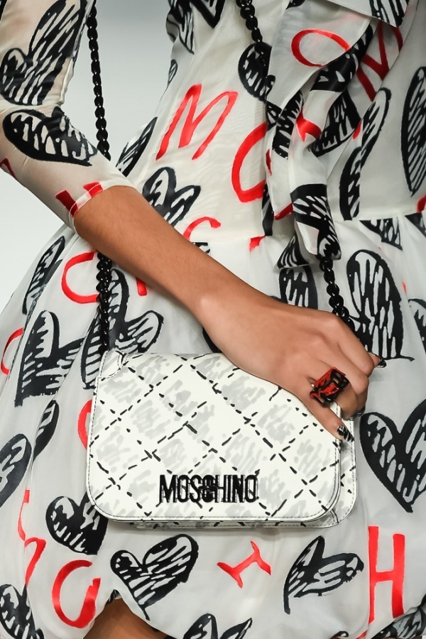 モスキーノ(MOSCHINO) 2019年春夏ウィメンズコレクション  - 写真26