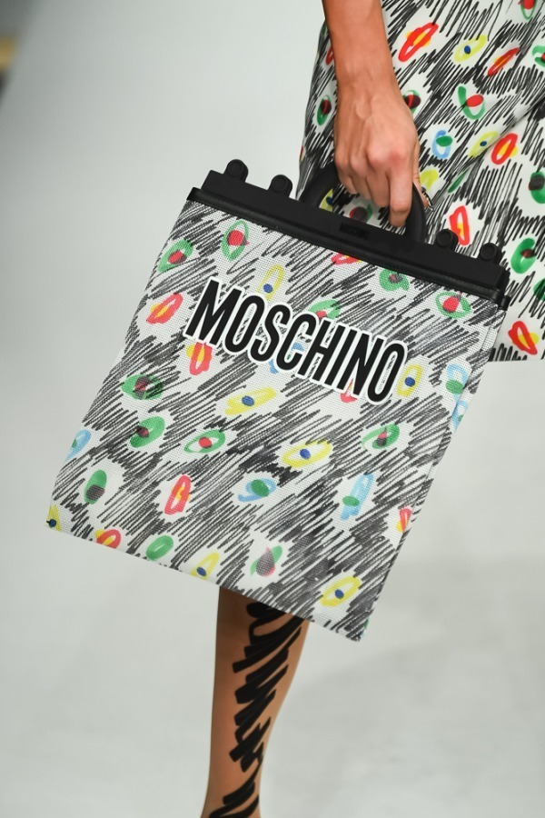 モスキーノ(MOSCHINO) 2019年春夏ウィメンズコレクション ディテール - 写真14