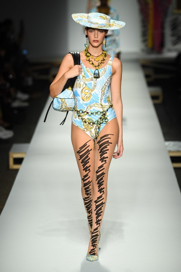 モスキーノ(MOSCHINO) 2019年春夏ウィメンズコレクション シルエット - 写真30