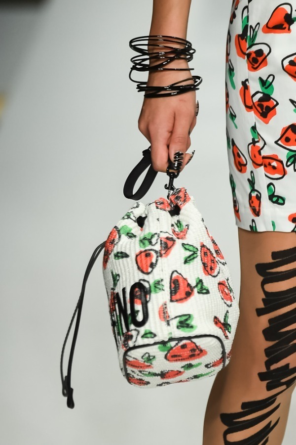 モスキーノ(MOSCHINO) 2019年春夏ウィメンズコレクション ディテール - 写真21