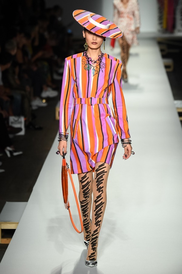 モスキーノ 2019年春夏<span>コレクション</span> - 写真54