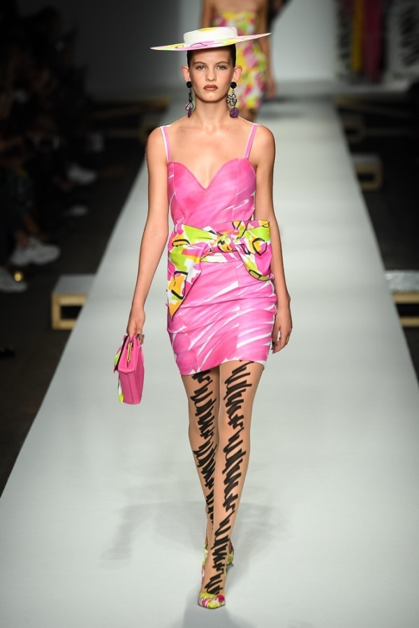 モスキーノ 2019年春夏<span>コレクション</span> - 写真75