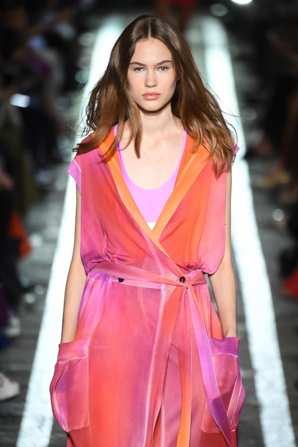 ブルマリン(Blumarine) 2019年春夏ウィメンズコレクション  - 写真26