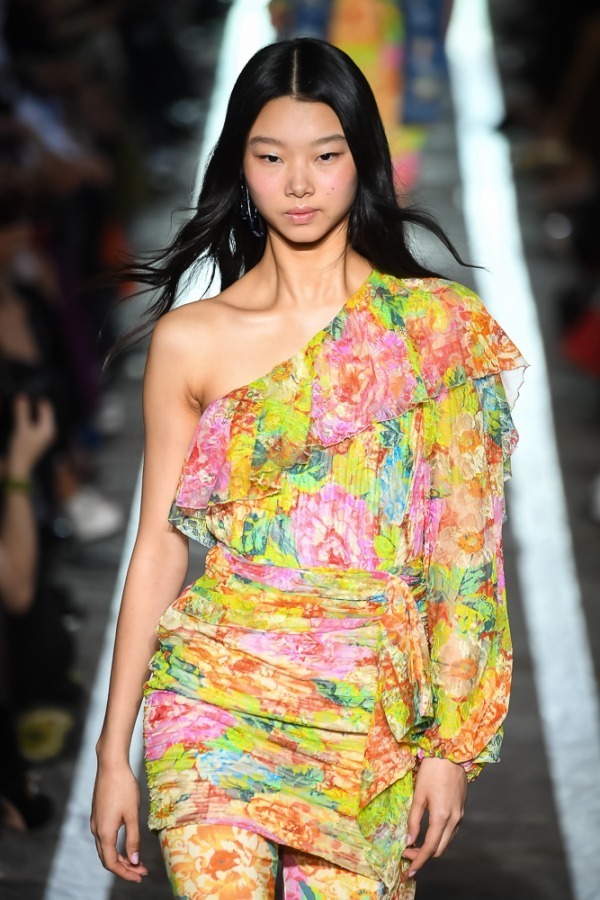 ブルマリン(Blumarine) 2019年春夏ウィメンズコレクション  - 写真31