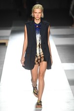 スポーツマックス 2019年春夏コレクション - ビーチの開放感をシティへ持ち込むと…｜写真9