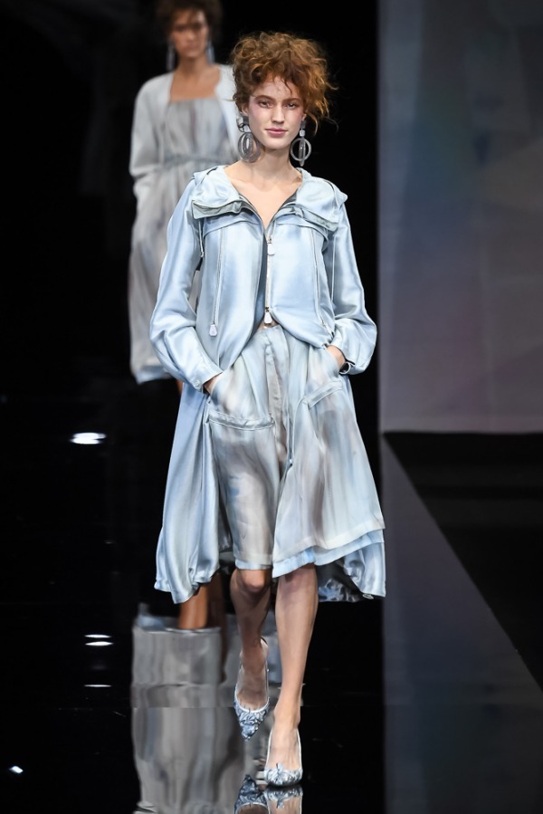 ジョルジオ アルマーニ(Giorgio Armani) 2019年春夏ウィメンズコレクション シルエット - 写真1