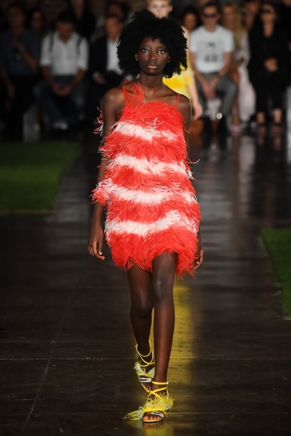 エムエスジーエム(MSGM) 2019年春夏ウィメンズコレクション  - 写真53