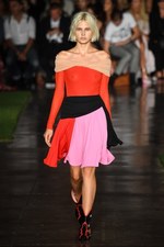 MSGM 2019年春夏コレクション - ビビッドカラーが飛び交い、新しい季節を告げる｜写真2