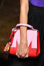 MSGM 2019年春夏コレクション - ビビッドカラーが飛び交い、新しい季節を告げる｜写真22